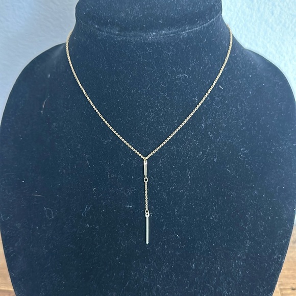 Dainty little gold chain with extended little chain with a charm - Picture 1 of 5